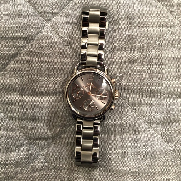 Coach watch - Picture 1 of 1